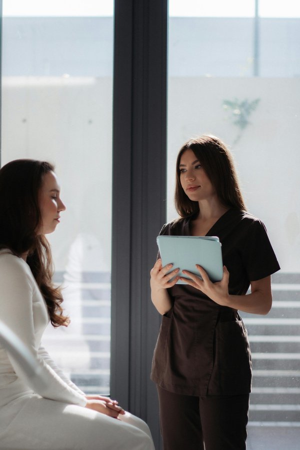 Infirmière en quête de changement : quelles options en 2025 ?